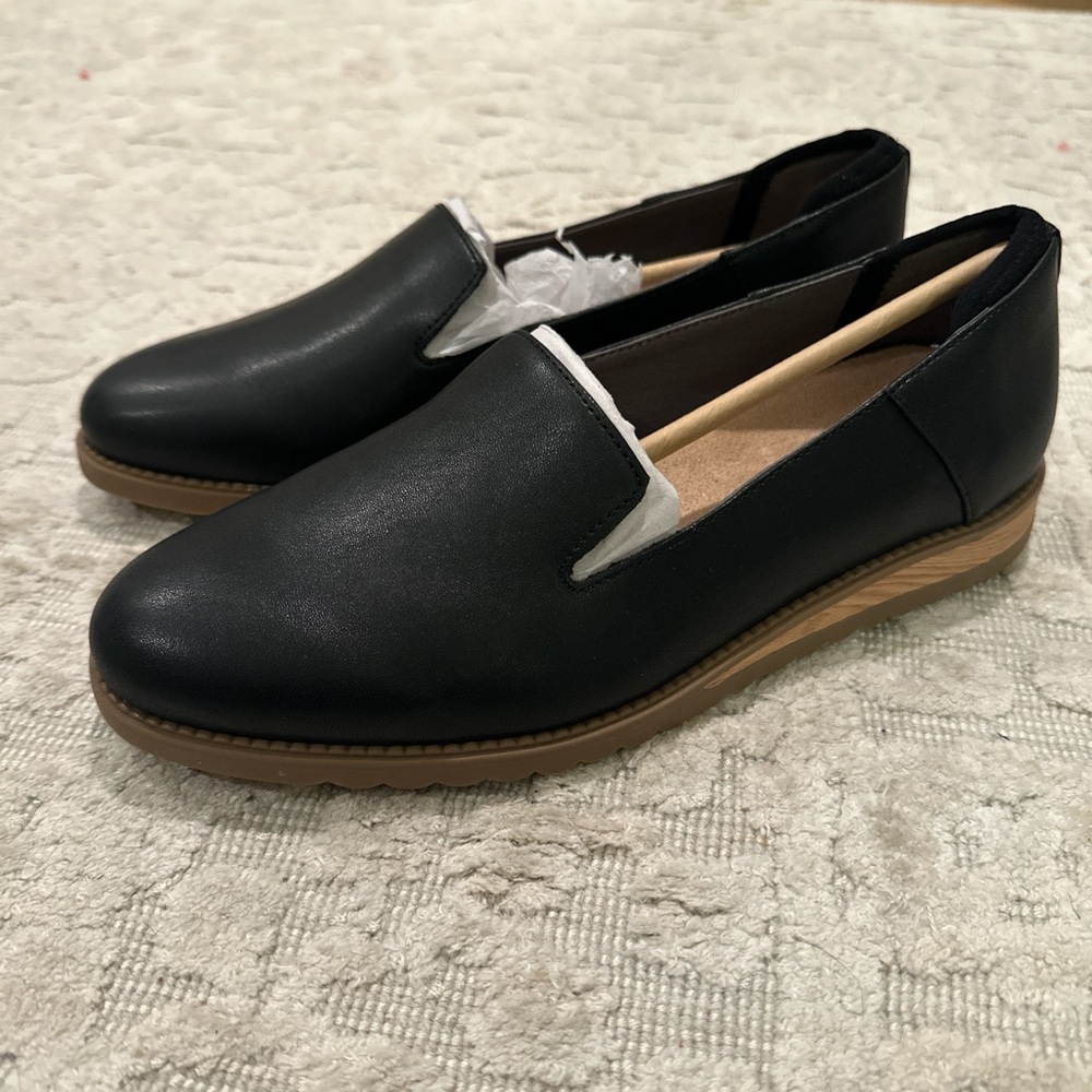 Dr. Scholl's Black and Tan Slip-On Loafers